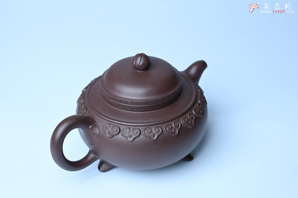 紫砂壶图片：美壶特惠 精致紫泥云肩如意壶 茶人醉爱 - 宜兴紫砂壶网