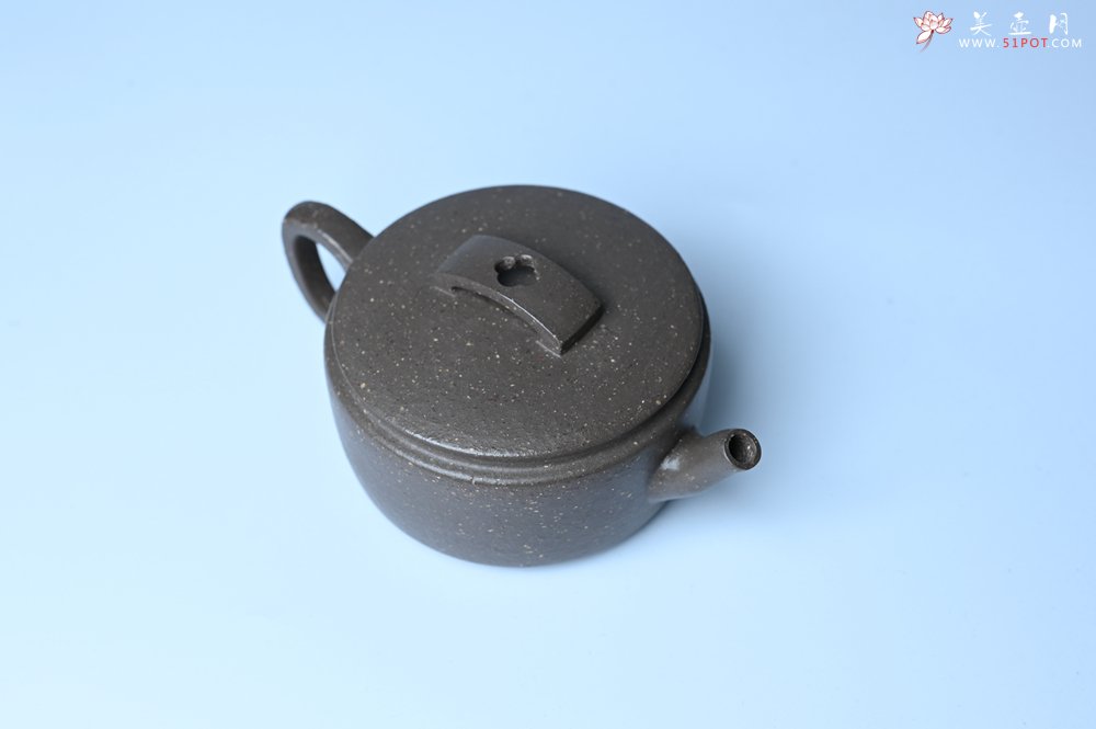 紫砂壶图片：美壶特惠 优质青灰段泥汉瓦壶 茶人醉爱 - 宜兴紫砂壶网