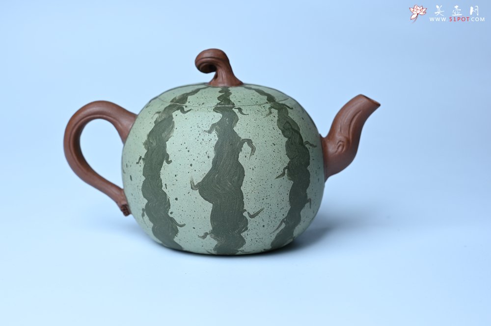 紫砂壶图片：美壶特惠 精致西瓜紫砂壶 茶人醉爱 - 宜兴紫砂壶网
