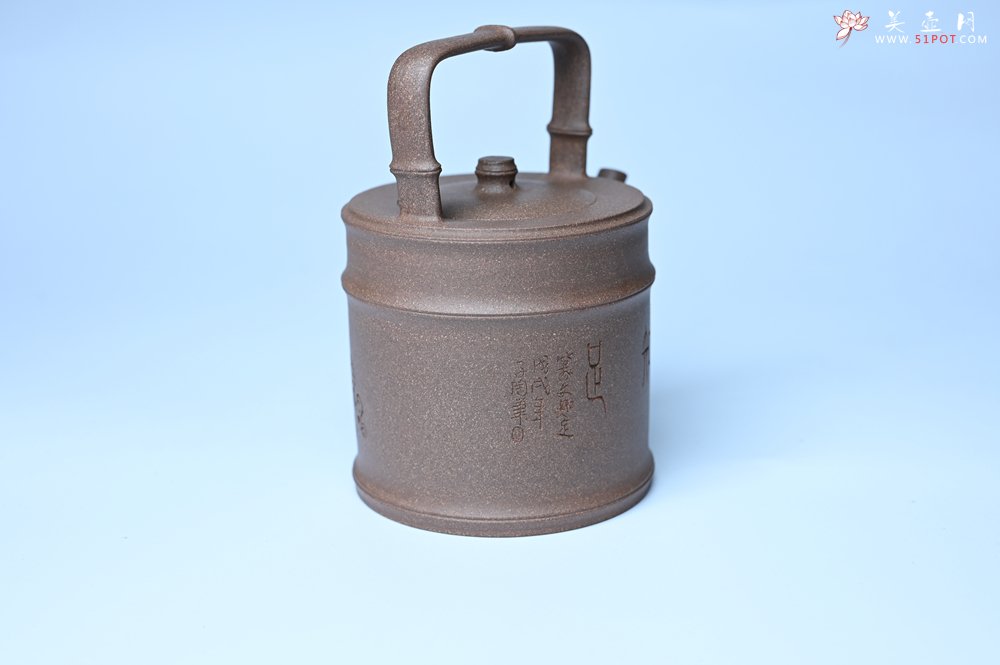 紫砂壶图片：美壶特惠 特好老段泥 精工知（知了）足（竹子）提梁 挺拔秀雅 - 宜兴紫砂壶网