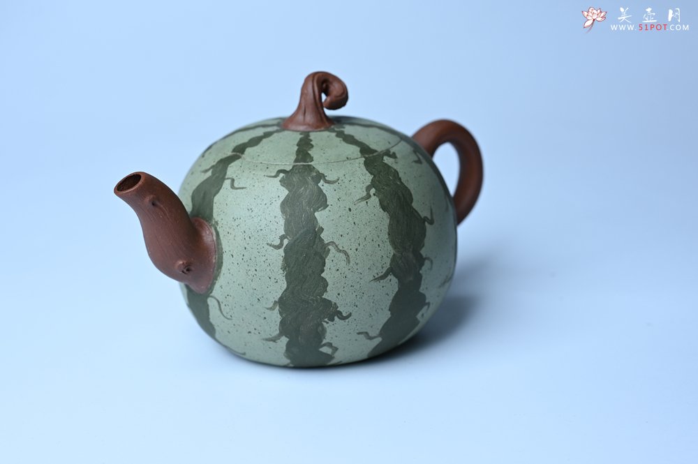 紫砂壶图片：美壶特惠 精致西瓜紫砂壶 茶人醉爱 - 宜兴紫砂壶网