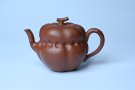 紫砂壶图片：美壶特惠 特好降坡泥 柿柿如意紫砂壶 肌理丰富生动 - 宜兴紫砂壶网