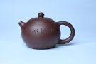 紫砂壶图片：油润底曹青 全手工西施茶壶 玉洁冰清 接天莲叶无穷碧 映日荷花别样红 - 宜兴紫砂壶网