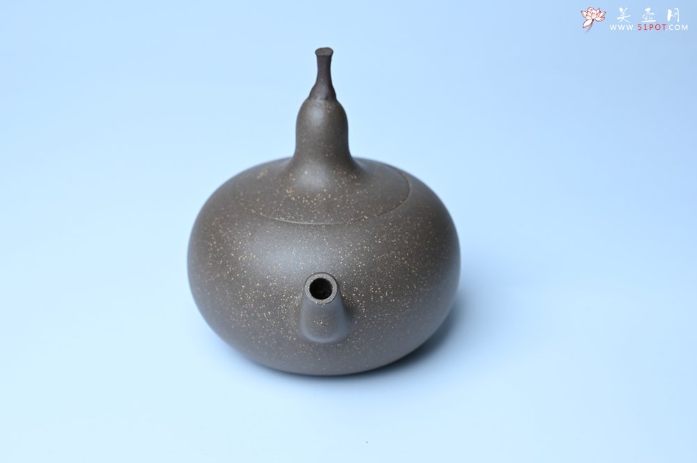 紫砂壶图片：美壶特惠 精致青段大肚茄子壶 茶人醉爱 - 宜兴紫砂壶网