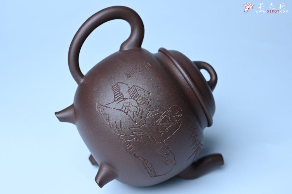 紫砂壶图片：美壶特惠 优质紫泥精致三足鼎壶 品茶论道 - 宜兴紫砂壶网