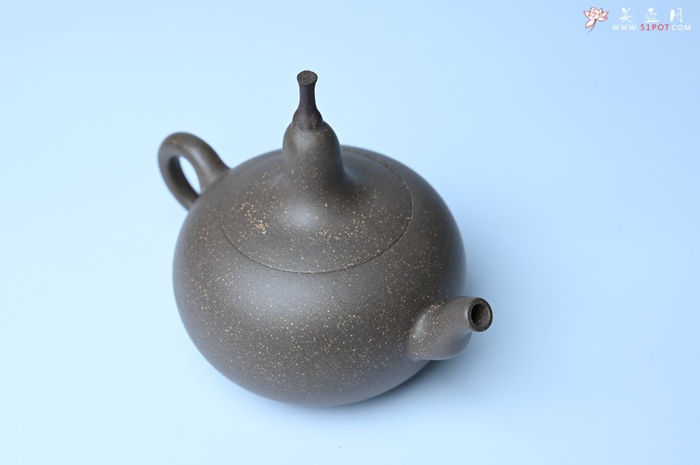 紫砂壶图片：美壶特惠 精致青段大肚茄子壶 茶人醉爱 - 宜兴紫砂壶网