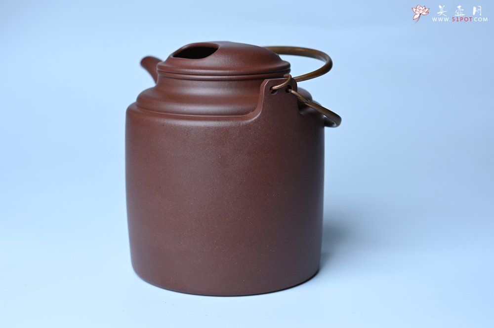 紫砂壶图片：实力派工艺师吕旭莹全手工演绎洋桶壶 大品难度大 资深壶友看过来 - 宜兴紫砂壶网