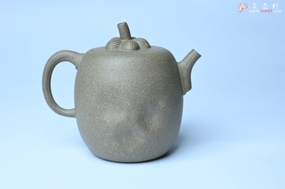 紫砂壶图片：美壶特惠 精致薄胎青段泥瓜菱壶 质量仅84g 茶人醉爱 - 宜兴紫砂壶网