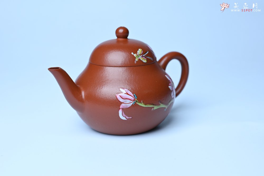 紫砂壶图片：美壶特惠 优质朱泥梨形壶 蝶恋花 茶人醉爱 - 宜兴紫砂壶网