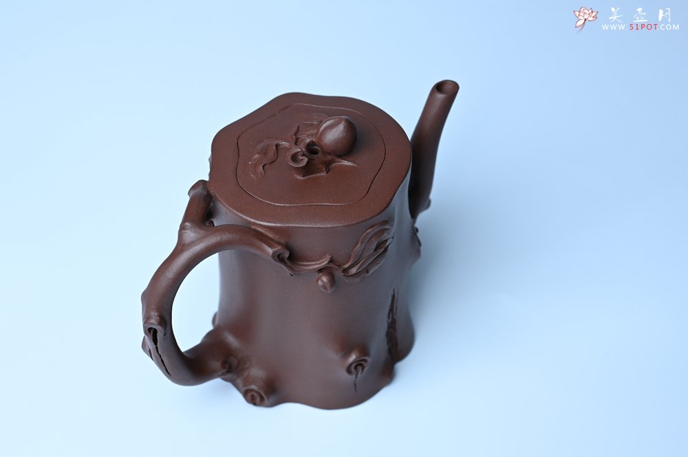 紫砂壶图片：潜力股赵老师 全手工秀雅桃桩 肌理自然生动 - 宜兴紫砂壶网
