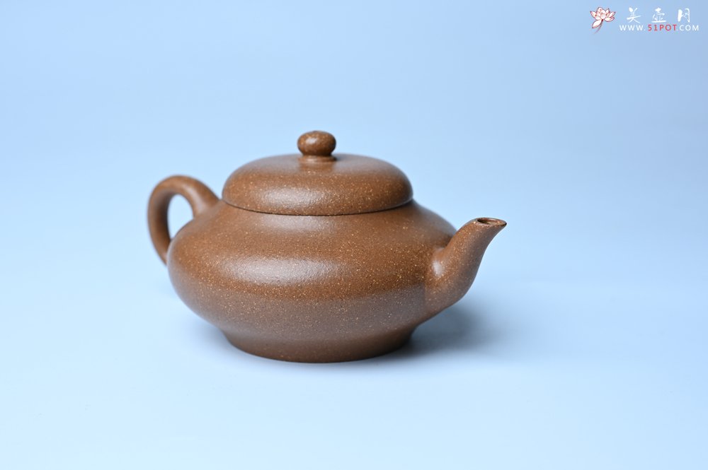 紫砂壶图片：美壶特惠 特好老段泥精致合欢壶 茶人醉爱 - 宜兴紫砂壶网