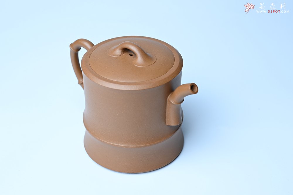 紫砂壶图片：美壶特惠 精工黄金段泥竹段 挺拔秀雅 茶人醉爱 - 宜兴紫砂壶网