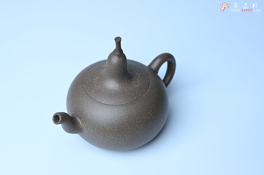 紫砂壶图片：美壶特惠 精致青段大肚茄子壶 茶人醉爱 - 宜兴紫砂壶网