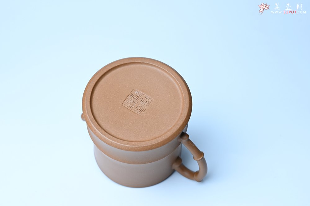 紫砂壶图片：美壶特惠 精工黄金段泥竹段 挺拔秀雅 茶人醉爱 - 宜兴紫砂壶网