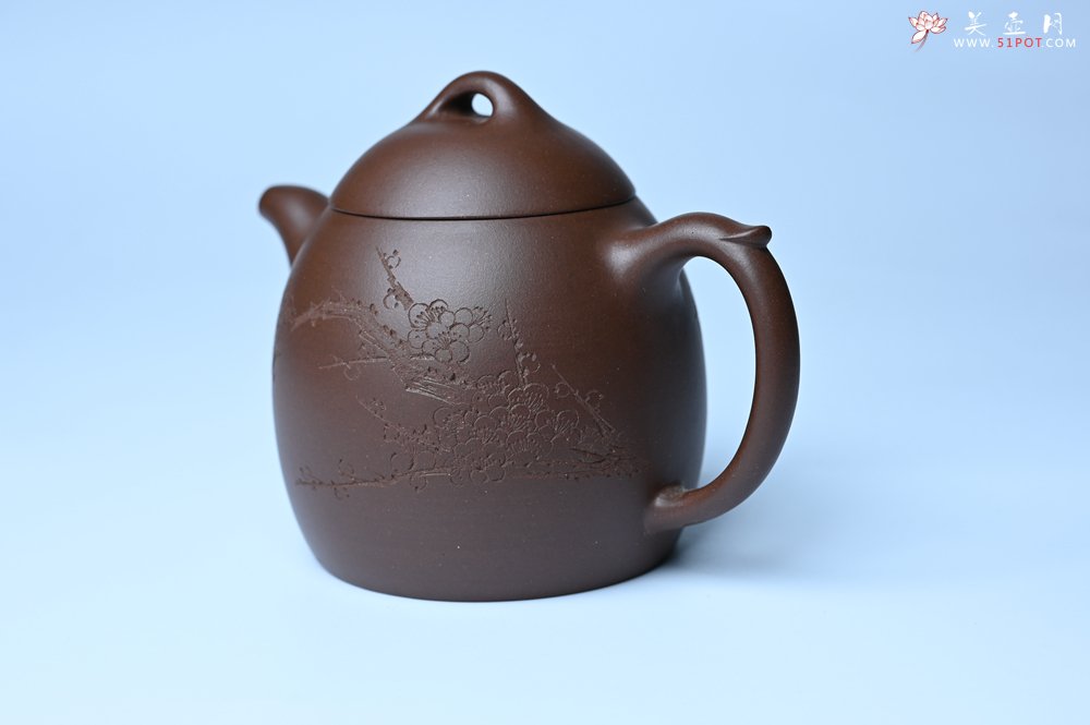 紫砂壶图片：美壶福利特惠 精致特好老紫泥秦权壶 刻梅花 特文气 - 宜兴紫砂壶网