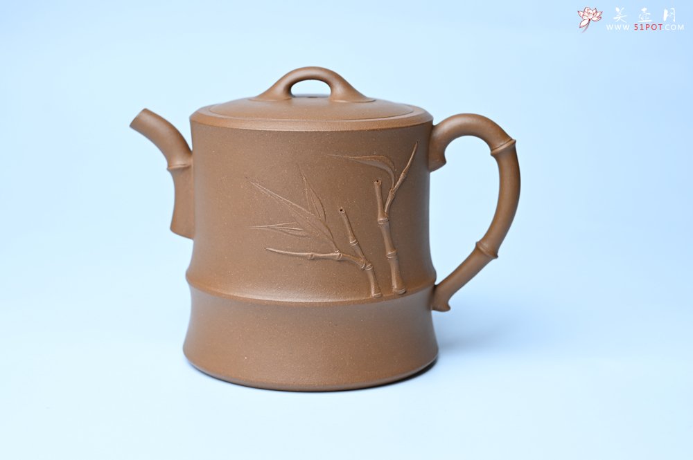 紫砂壶图片：美壶特惠 精工黄金段泥竹段 挺拔秀雅 茶人醉爱 - 宜兴紫砂壶网