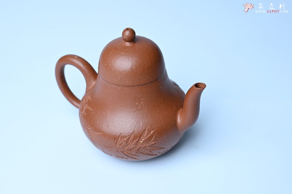 紫砂壶图片：美壶特惠 特好朱泥居不可无竹梨形壶 茶人醉爱 - 宜兴紫砂壶网