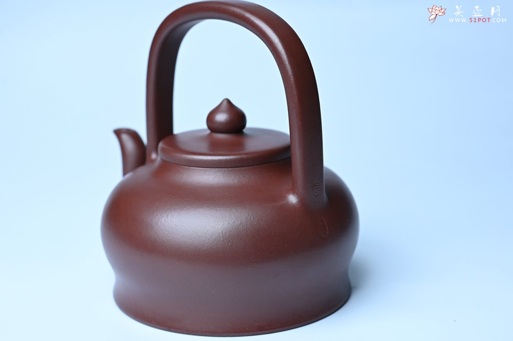 紫砂壶图片：潜力股周小培老师 4号井深井红皮龙 超精致全手工天星提梁壶 - 宜兴紫砂壶网