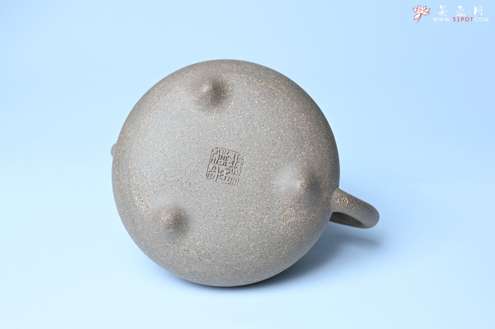 紫砂壶图片：美壶特惠 特好松花段泥精工乳瓢茶壶 茶人醉爱 - 宜兴紫砂壶网