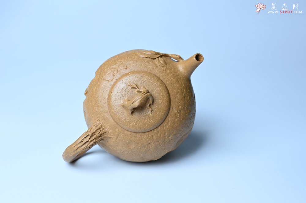 紫砂壶图片：美壶特惠 特好老段泥全手工供春壶 茶人醉爱 - 宜兴紫砂壶网