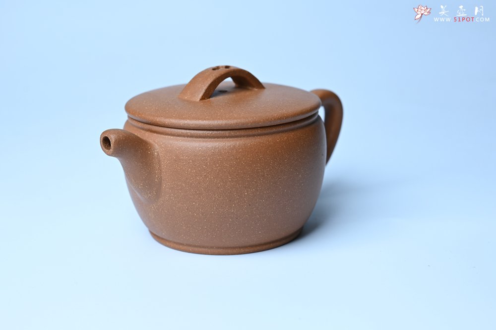 紫砂壶图片：美壶特惠 精致黄降坡泥汉瓦壶 茶人醉爱 - 宜兴紫砂壶网