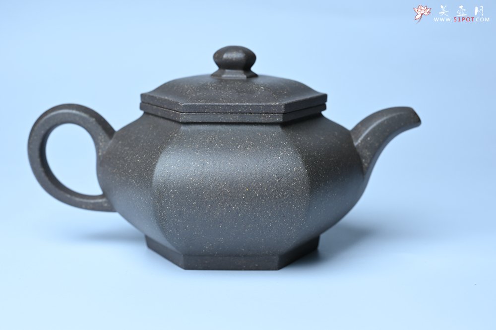 紫砂壶图片：实力派张海艳全手工油润青灰段泥藏六方壶 线面挺快 大气 - 宜兴紫砂壶网