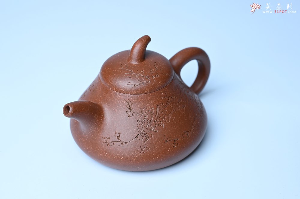紫砂壶图片：美壶特惠 潜力股王老师 全手工拍打成型茄瓢壶 装饰梅花 特文气 - 宜兴紫砂壶网
