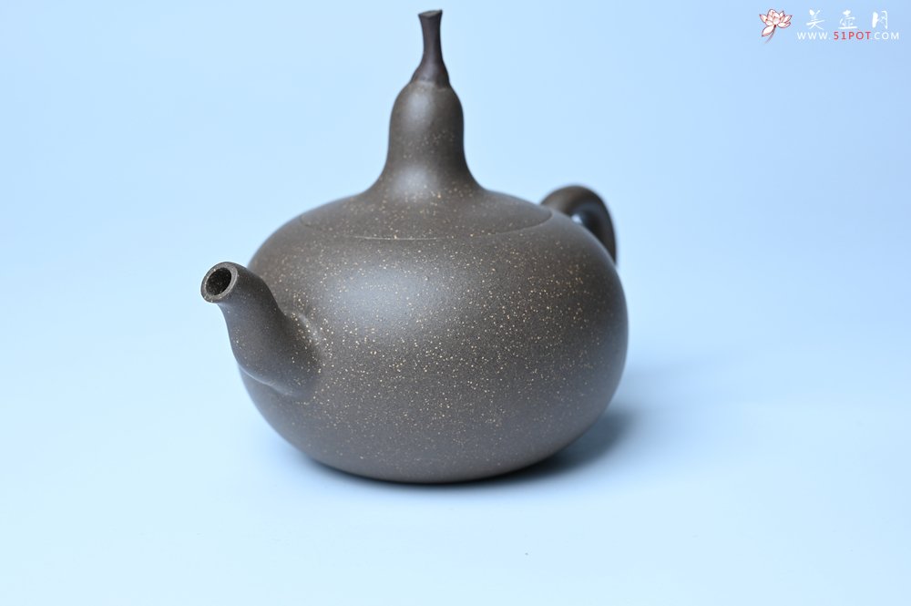 紫砂壶图片：美壶特惠 精致青段大肚茄子壶 茶人醉爱 - 宜兴紫砂壶网