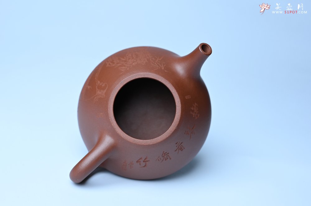 紫砂壶图片：特好底曹青 全手工小子冶石瓢 抚琴看修竹 装饰特文气 期待与亲结缘 - 宜兴紫砂壶网