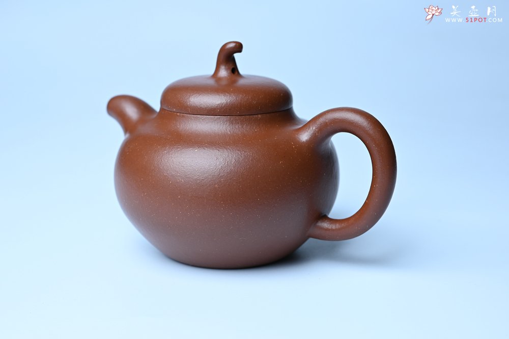 紫砂壶图片：潜力股周小培老师 油润降坡泥全手工茄瓜壶 - 宜兴紫砂壶网