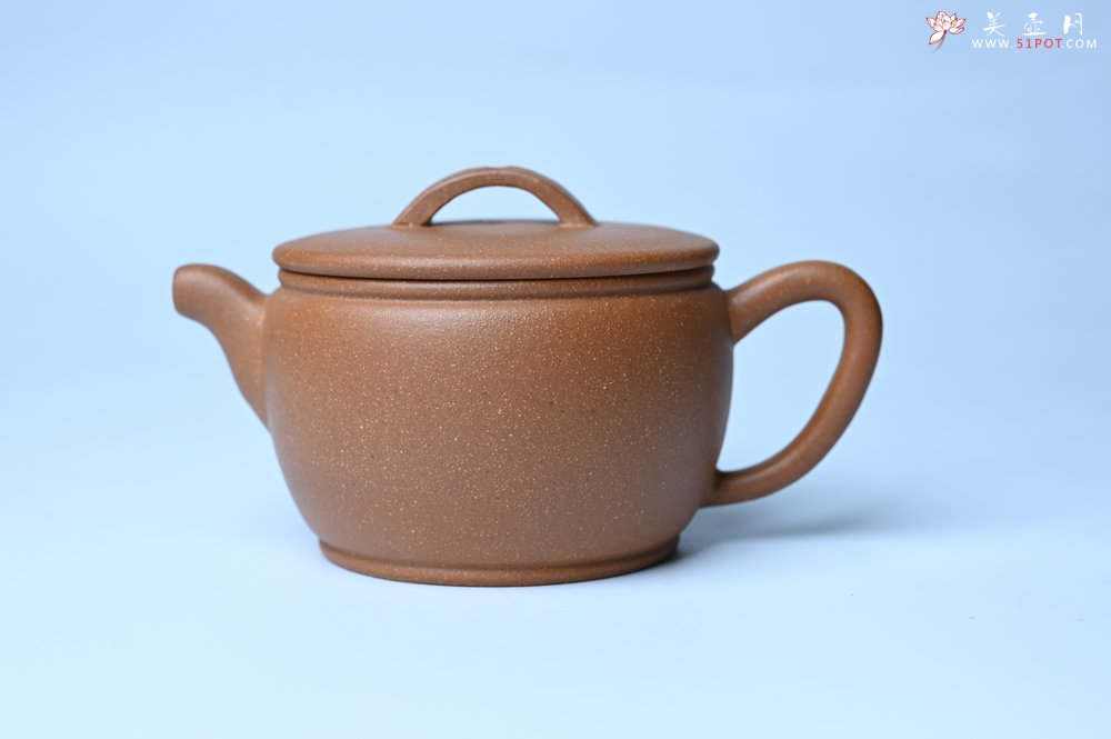 紫砂壶图片：美壶特惠 精致黄降坡泥汉瓦壶 茶人醉爱 - 宜兴紫砂壶网