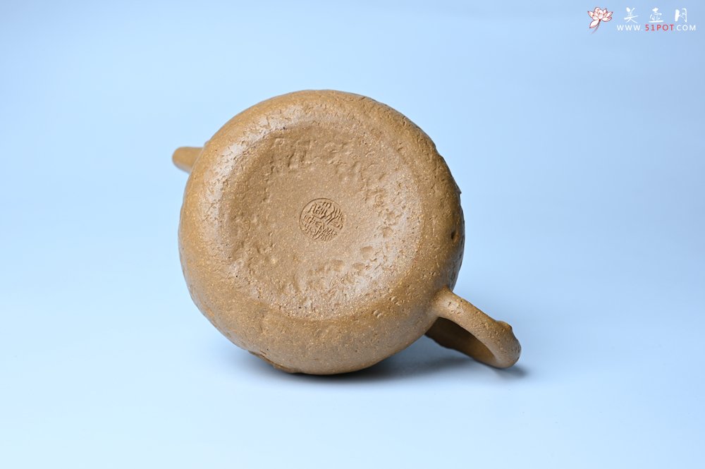 紫砂壶图片：美壶特惠 特好老段泥全手工供春壶 茶人醉爱 - 宜兴紫砂壶网