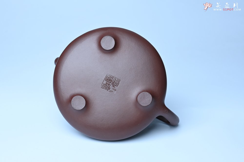 紫砂壶图片：潜力股周小培 特好全手工底槽清子冶石瓢 此是诗仙坡老作 与君同试雨前茶 - 宜兴紫砂壶网