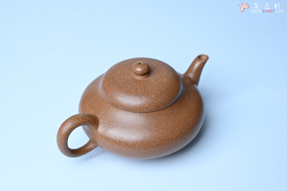 紫砂壶图片：美壶特惠 特好老段泥精致合欢壶 茶人醉爱 - 宜兴紫砂壶网