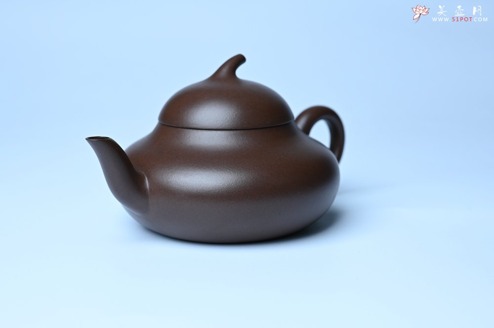 紫砂壶图片：美壶特惠 特好老紫泥茄段梨形壶 茶人醉爱 - 宜兴紫砂壶网