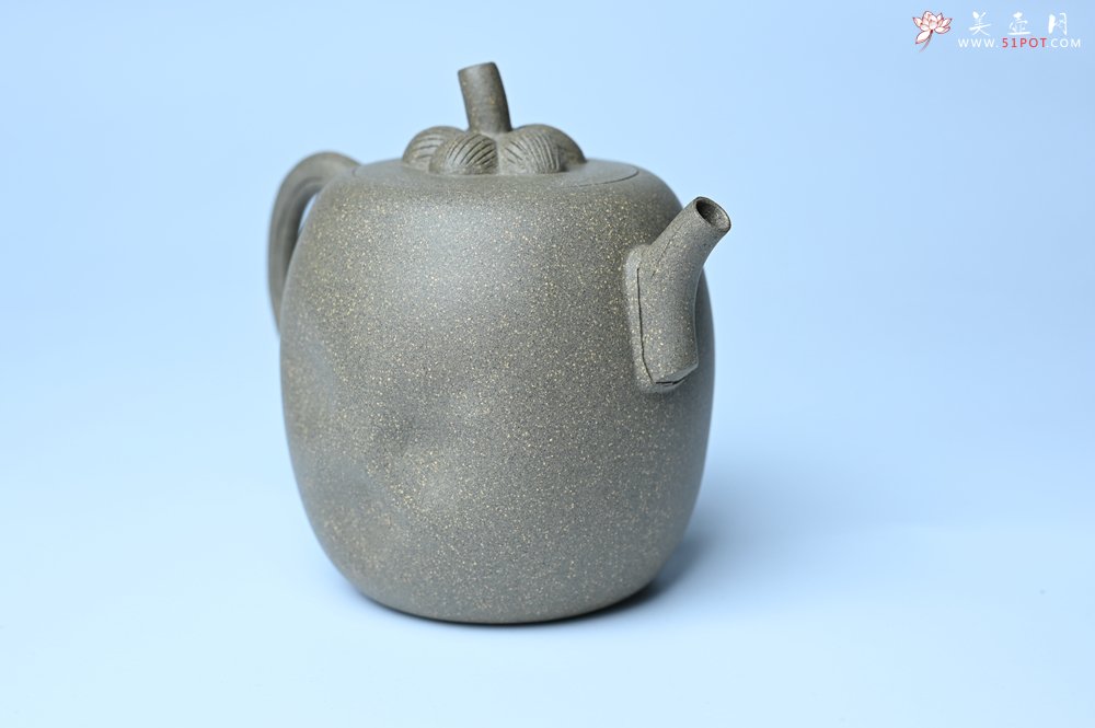 紫砂壶图片：美壶特惠 精致薄胎青段泥瓜菱壶 质量仅84g 茶人醉爱 - 宜兴紫砂壶网