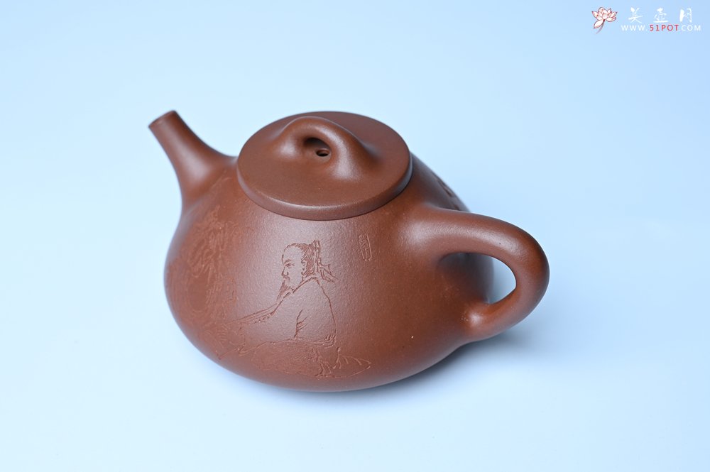 紫砂壶图片：特好底曹青 全手工小子冶石瓢 抚琴看修竹 装饰特文气 期待与亲结缘 - 宜兴紫砂壶网