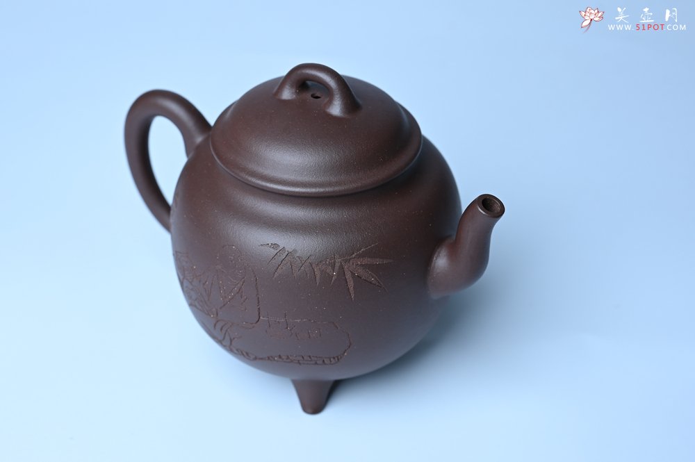 紫砂壶图片：美壶特惠 优质紫泥精致三足鼎壶 品茶论道 - 宜兴紫砂壶网