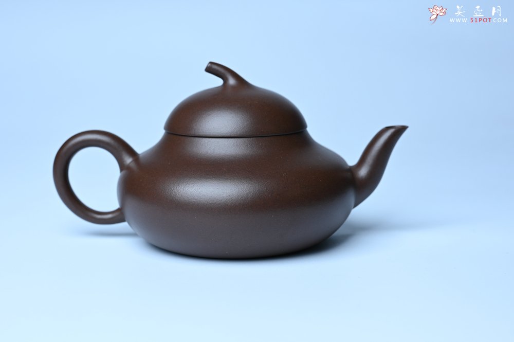 紫砂壶图片：美壶特惠 特好老紫泥茄段梨形壶 茶人醉爱 - 宜兴紫砂壶网