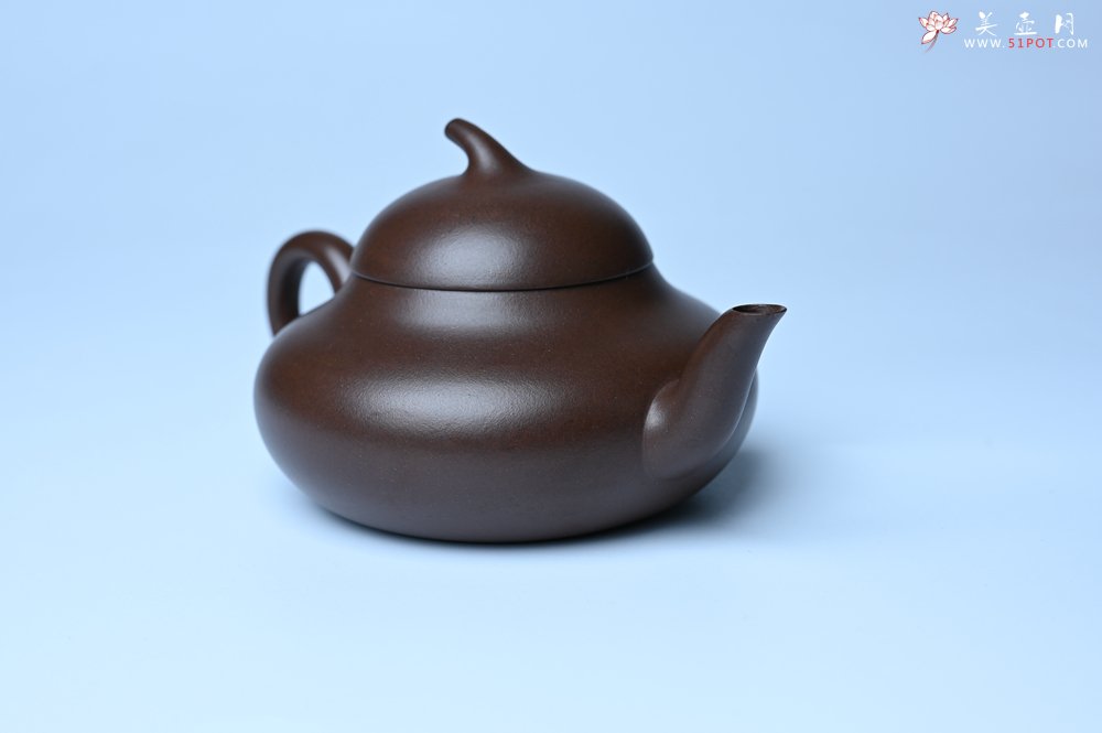 紫砂壶图片：美壶特惠 特好老紫泥茄段梨形壶 茶人醉爱 - 宜兴紫砂壶网