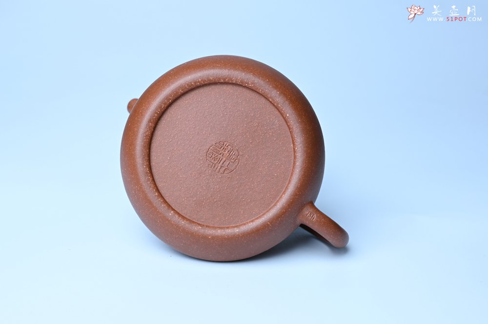 紫砂壶图片：美壶特惠 潜力股王老师 全手工拍打成型茄瓢壶 装饰居不可无竹 特文气 - 宜兴紫砂壶网