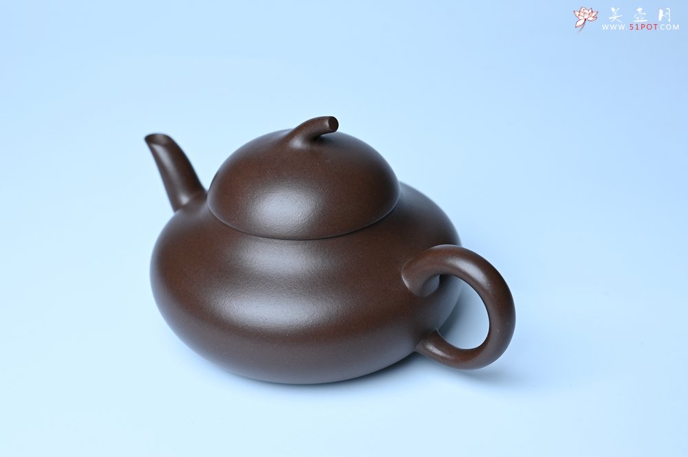 紫砂壶图片：美壶特惠 特好老紫泥茄段梨形壶 茶人醉爱 - 宜兴紫砂壶网