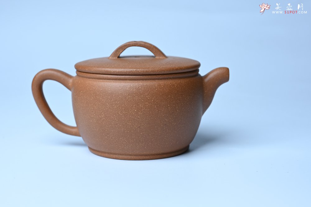 紫砂壶图片：美壶特惠 精致黄降坡泥汉瓦壶 茶人醉爱 - 宜兴紫砂壶网