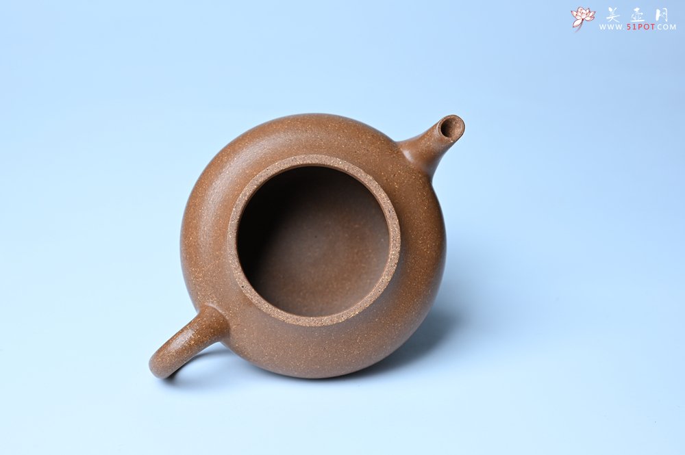 紫砂壶图片：美壶特惠 特好老段泥精致合欢壶 茶人醉爱 - 宜兴紫砂壶网