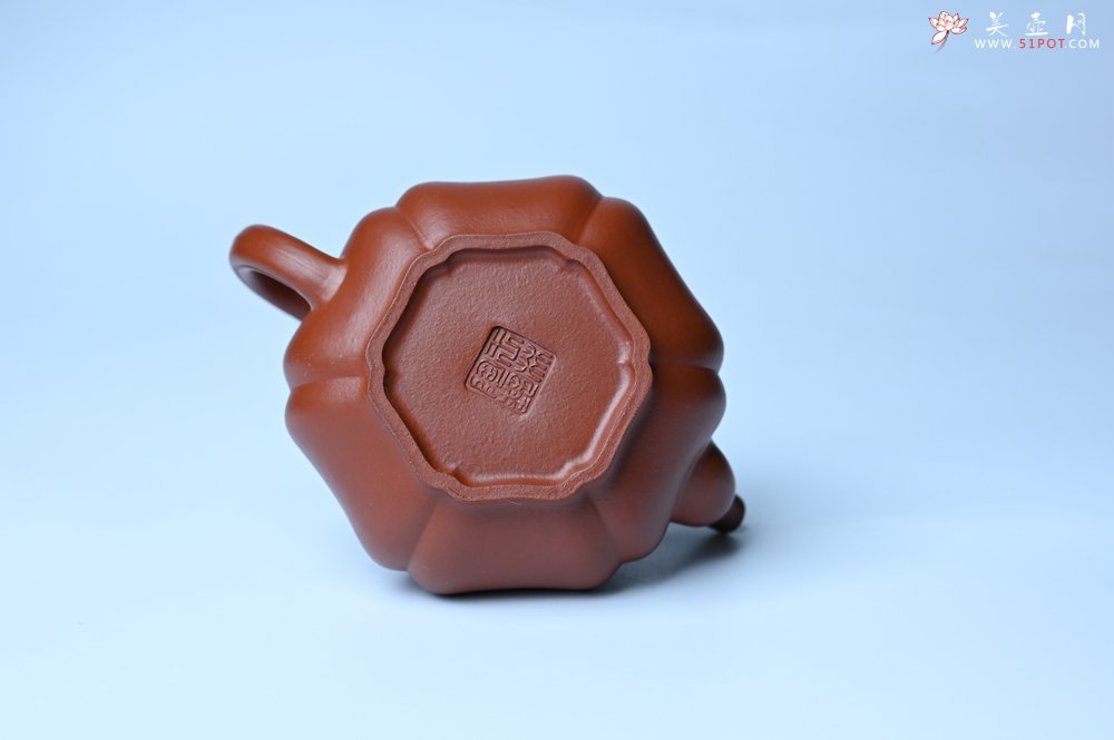 紫砂壶图片：美壶特惠 老朱泥高菱壶 茶人醉爱 - 宜兴紫砂壶网