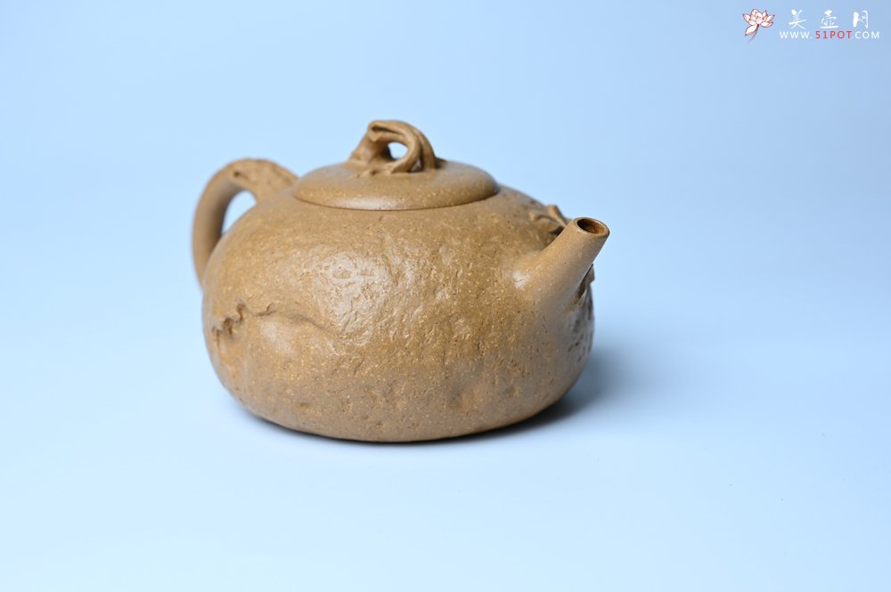 紫砂壶图片：美壶特惠 特好老段泥全手工供春壶 茶人醉爱 - 宜兴紫砂壶网