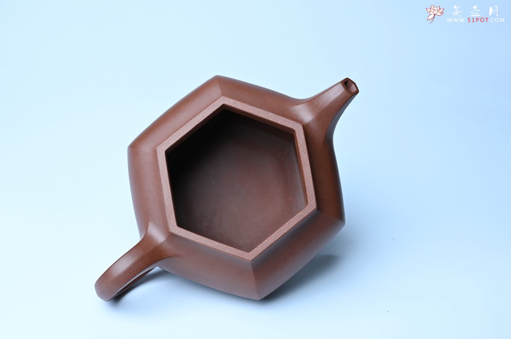 紫砂壶图片：实力派张海艳全手工精工六方仿古壶 气势磅礴 线面挺括平正 - 宜兴紫砂壶网