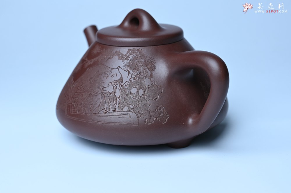 紫砂壶图片：潜力股周小培 特好全手工底槽清子冶石瓢 此是诗仙坡老作 与君同试雨前茶 - 宜兴紫砂壶网