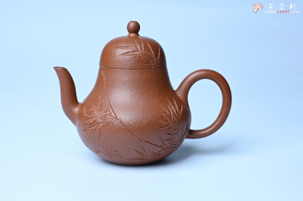 紫砂壶图片：美壶特惠 特好朱泥居不可无竹梨形壶 茶人醉爱 - 宜兴紫砂壶网
