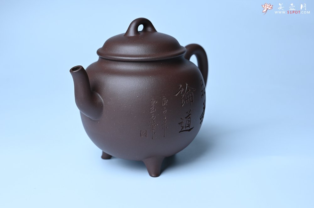 紫砂壶图片：美壶特惠 优质紫泥精致三足鼎壶 品茶论道 - 宜兴紫砂壶网